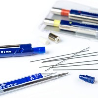 STAEDTLER 250 07-B. Tubo de 12 minas Mars micro carbon 0.7 mm. Graduación B