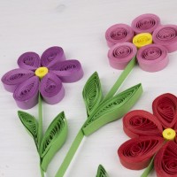 APLI 14789. Tiras de papel Quilling para manualidades en tonos rosas (120 tiras)
